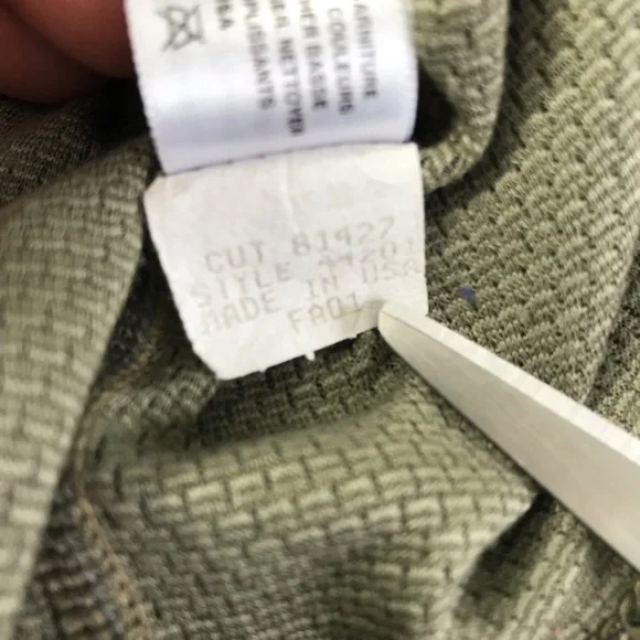 Sold* Patagonia Capilene Shirt Mens Size Large Long Sleeve Olive Green Base Laye - Picture 5 of 11